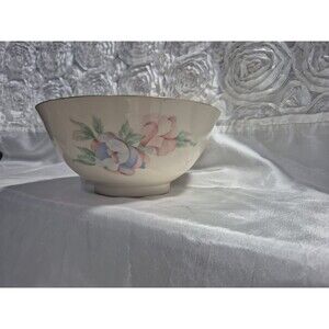 Lenox Chatsworth 8 3/4" Serving Bowl Made In The USA